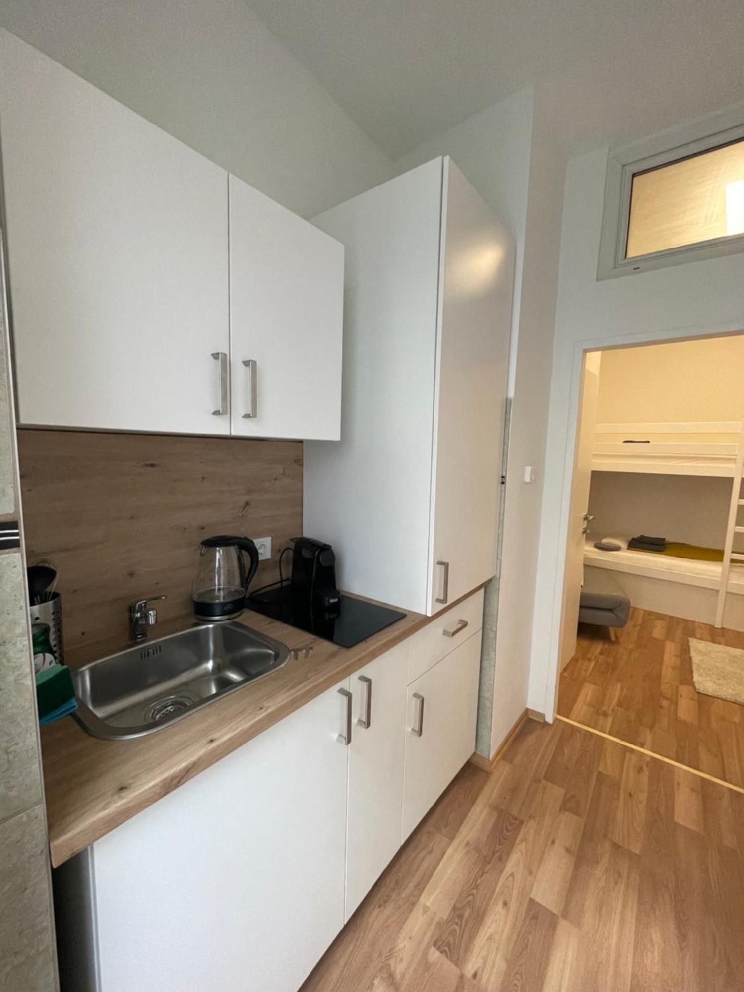 Central Mini Apartment Rhg 1 ウィーン エクステリア 写真