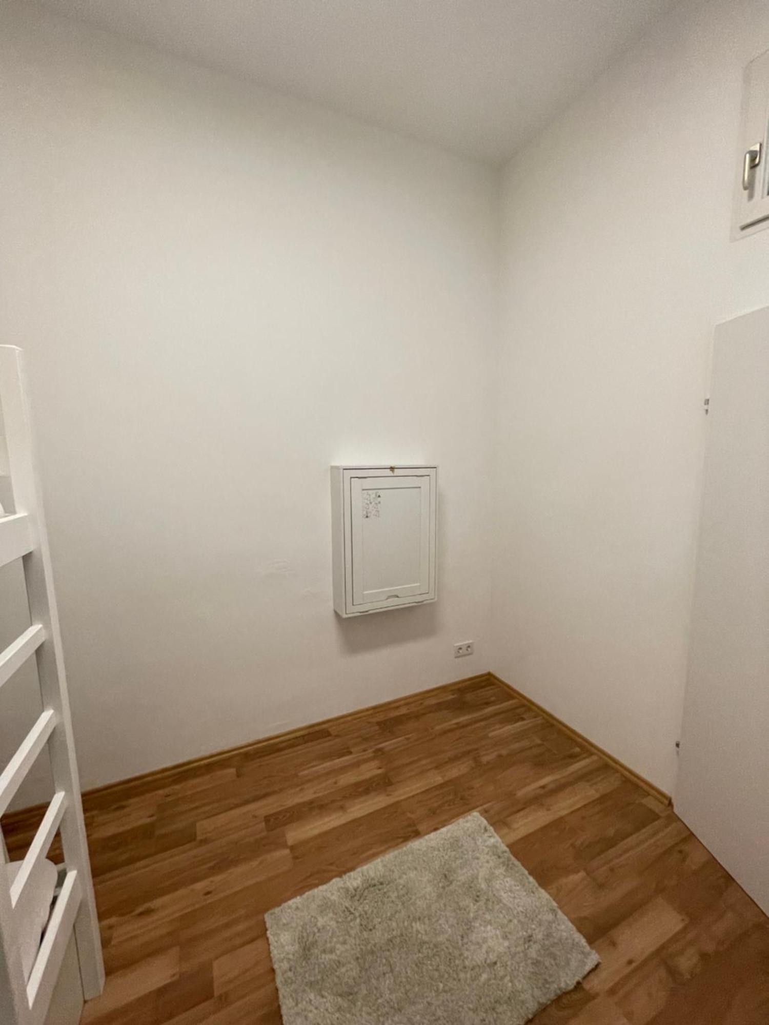 Central Mini Apartment Rhg 1 ウィーン エクステリア 写真